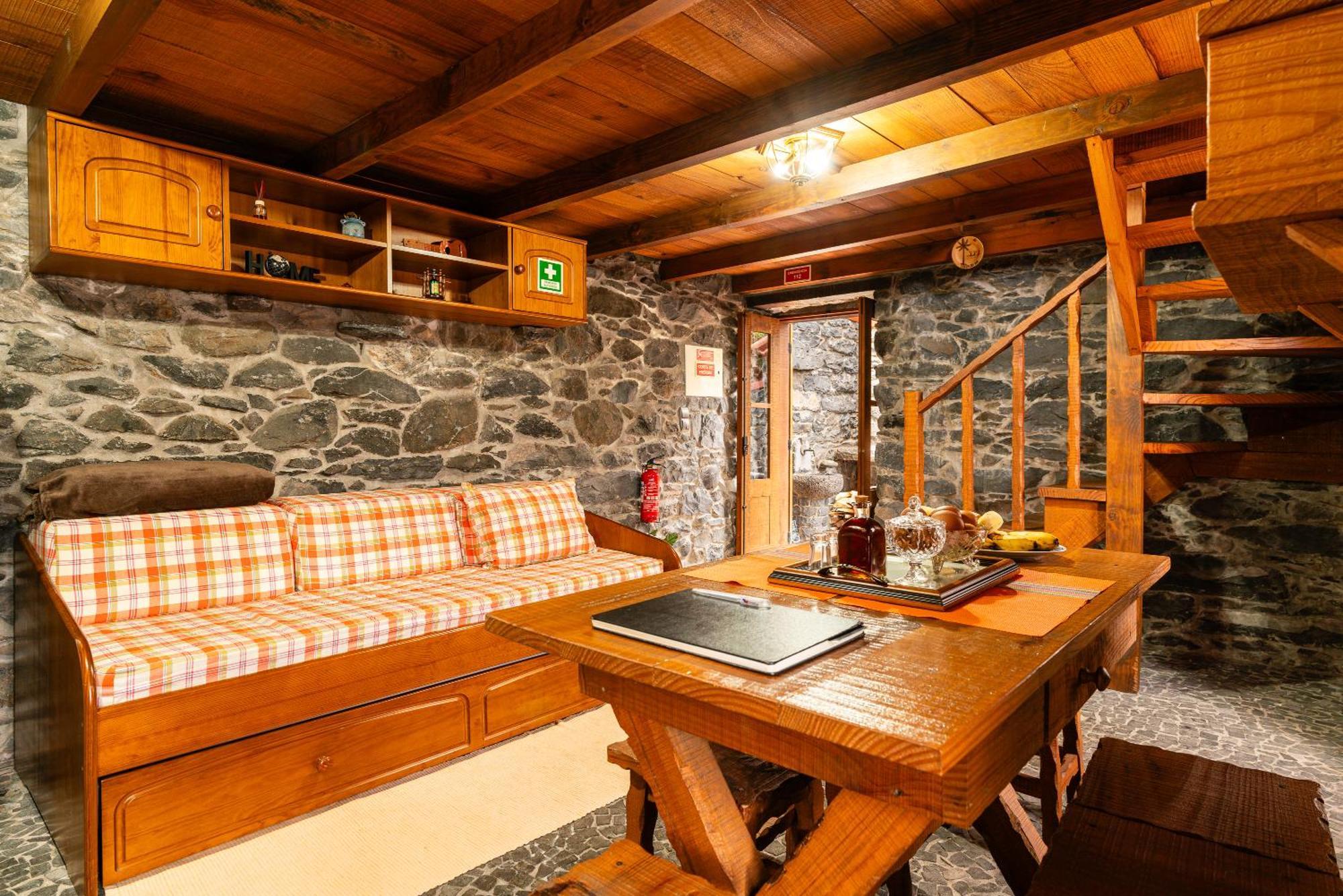 King'S House - Centennial House Ribeira do Raposo 외부 사진
